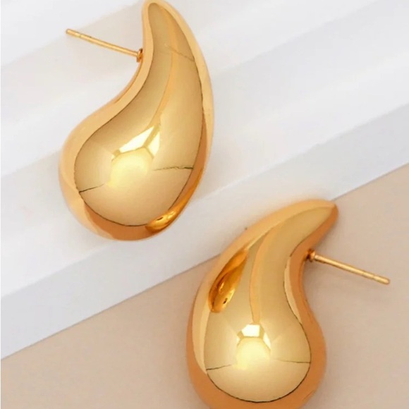 18K GOLD WATER DROP EARRINGS - Picture 4 of 9